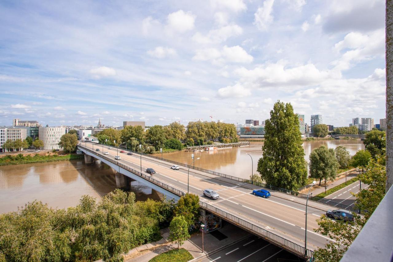 Appartamento Escapade Sur L'Ile De Nantes Avec Vue Sur La Loire Esterno foto